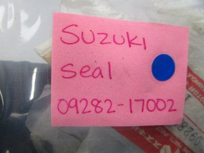 *NEW OEM* 0810 Suzuki Seal 09282-17002