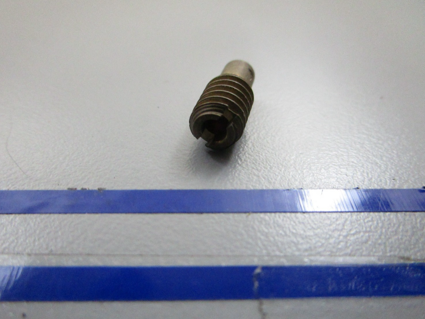 *NEW OEM* 0810 OMC Johnson Evinrude .076 Orifice (76D) 329411 0329411