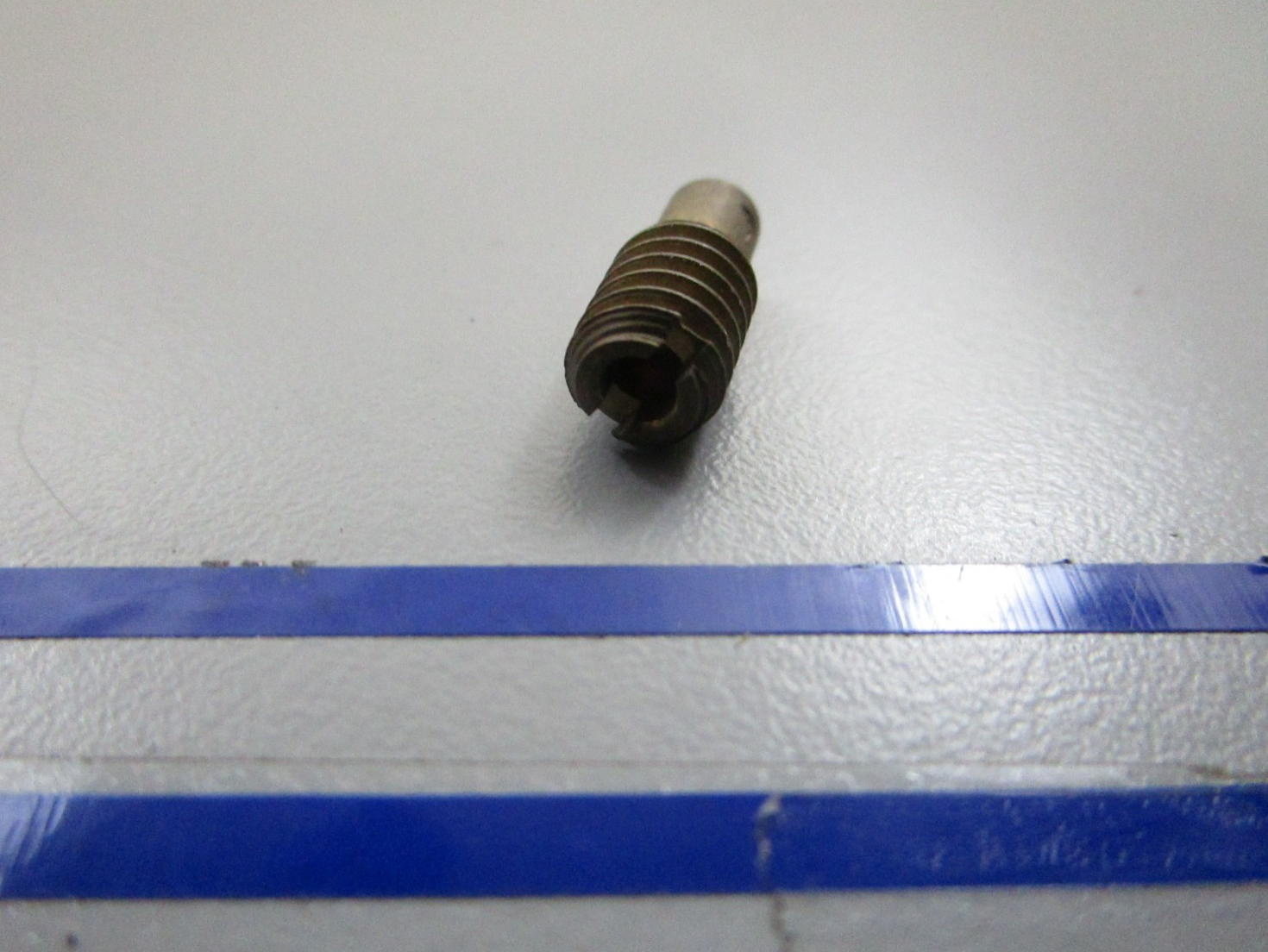 *NEW OEM* 0810 OMC Johnson Evinrude .076 Orifice (76D) 329411 0329411