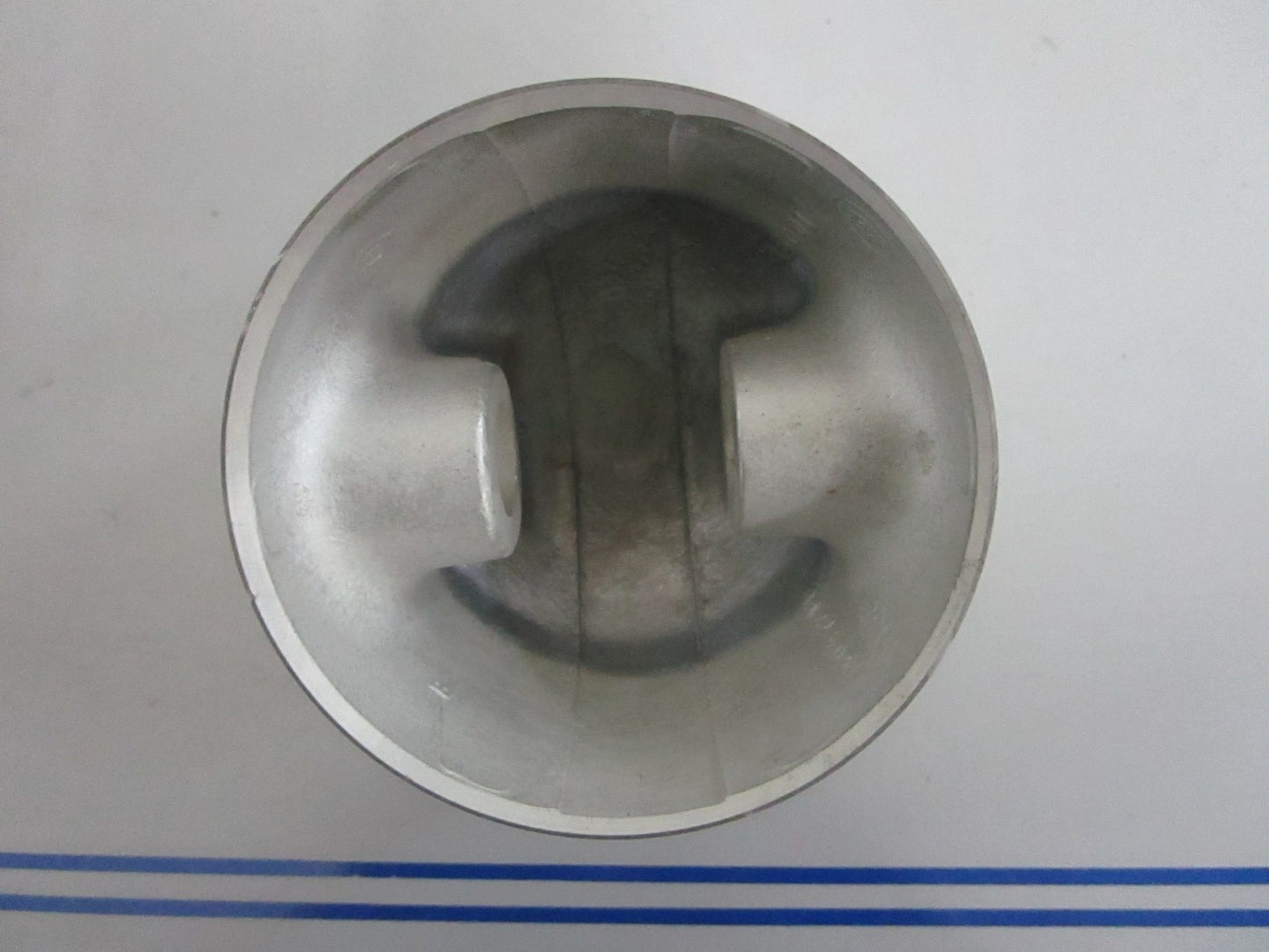 *NEW OEM* 0820 OMC Johnson Evinrude Piston 379179 0379179