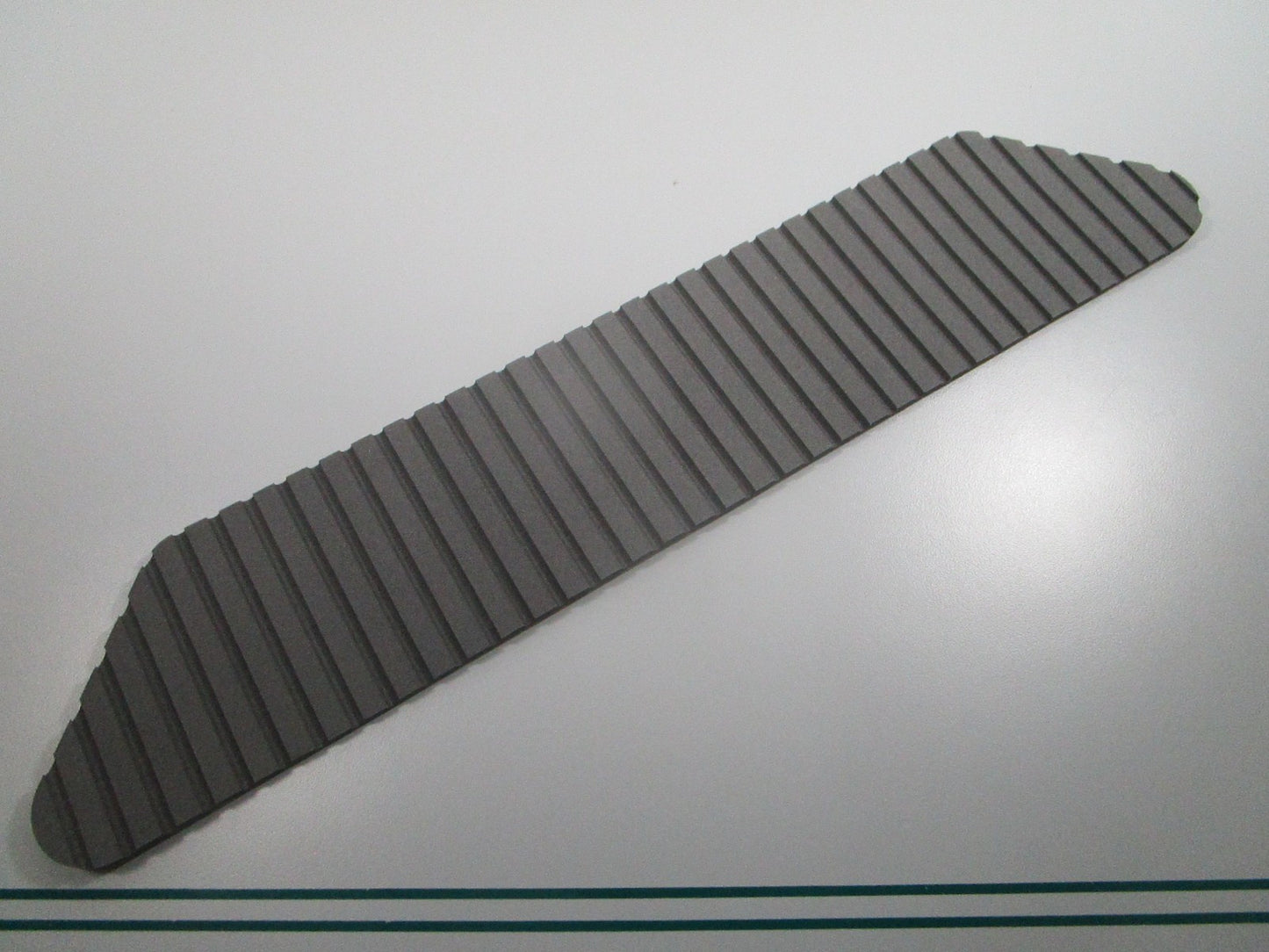 NEW OEM F2P-U351K-00-00 Yamaha Step Mat 0810