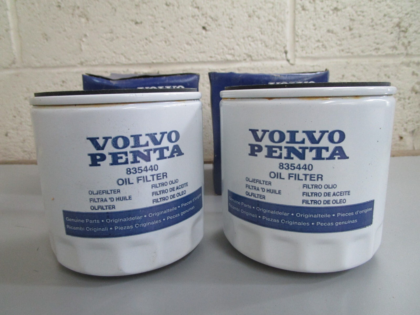 *NEW OEM* (LOT OF 2) 0820 Volvo Penta Oil Filter 835440