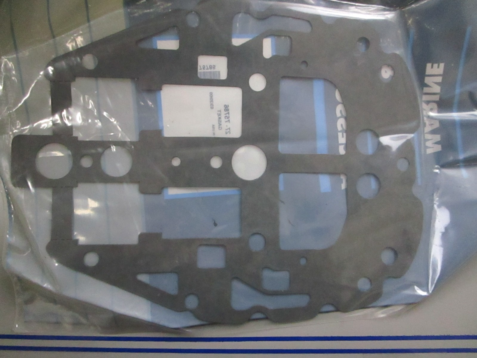 *NEW OEM* 0810 Mercury Quicksilver Gasket 27-75786