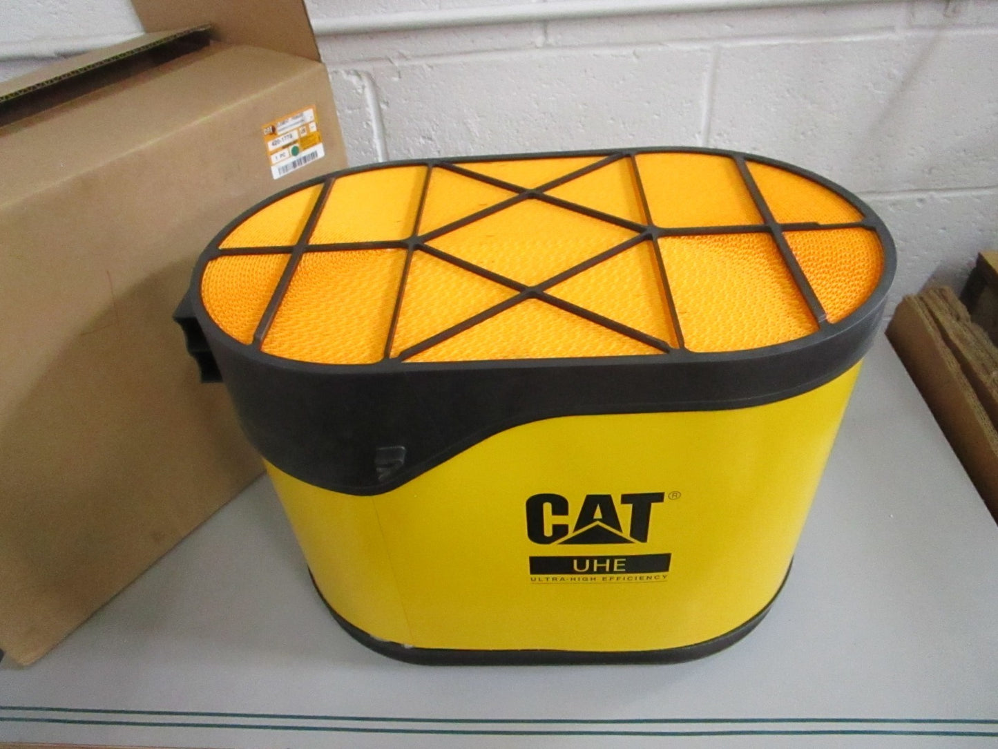 Caterpillar CAT 420-1779 Std Efficiency Primary Engine Air Filter NEW OEM 0820