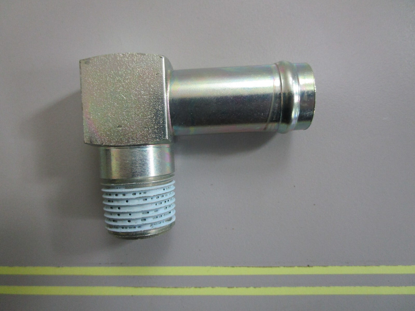 *NEW* 0820 Cummins Elbow Hose Coupling 3922830