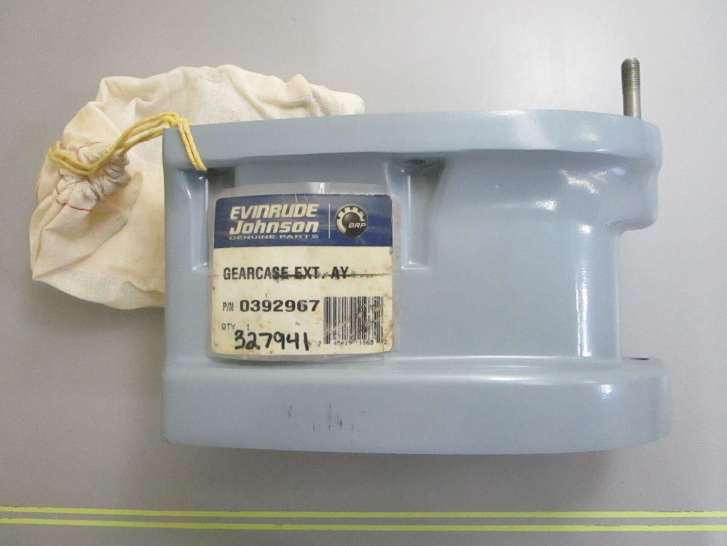 *NEW OEM* 0820 OMC Johnson Evinrude Gearcase Extender Assy 392967 0392967