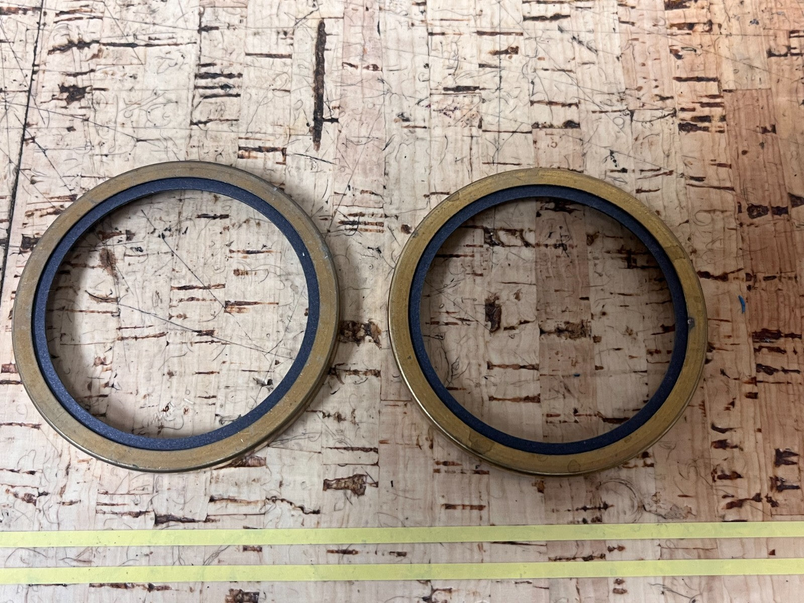 *NEW OEM* (LOT OF 2) 0720 Caterpillar CAT Oil Seal 3S-9643 3S9643