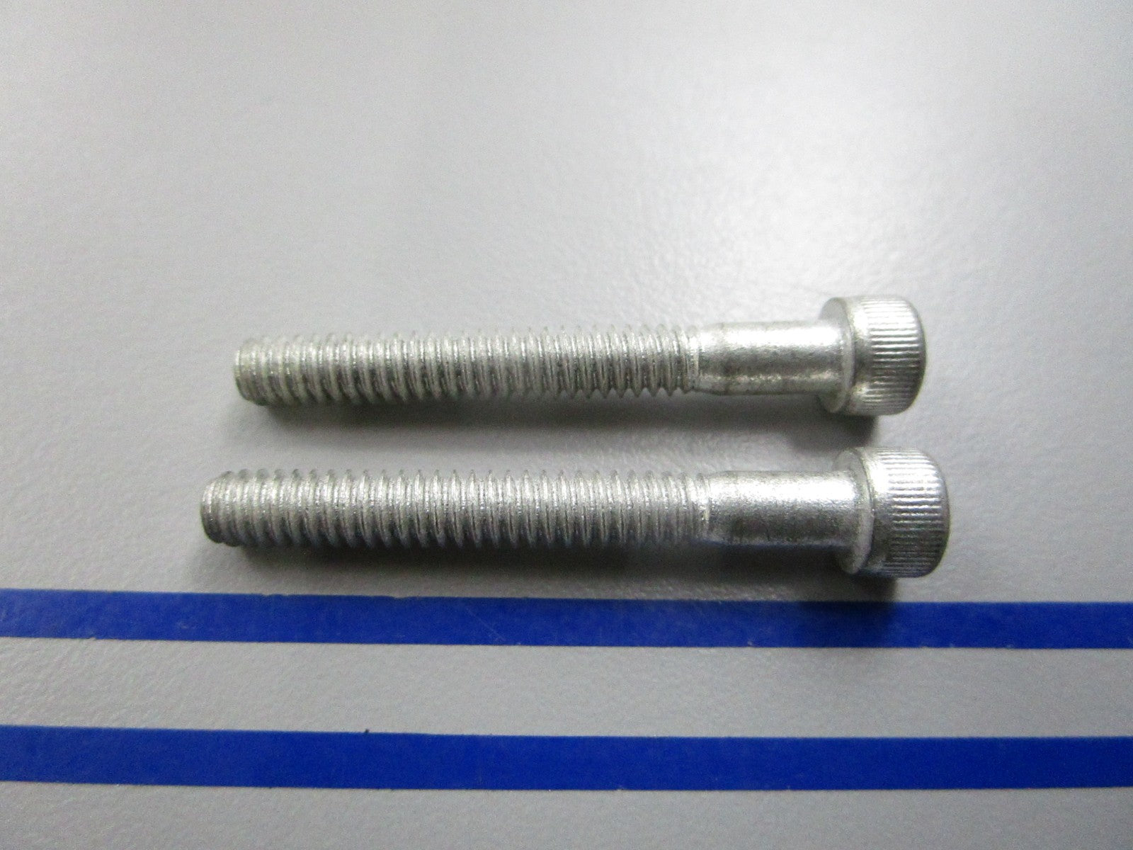 NEW OEM (LOT OF 2) 10-77363 Mercury Quicksilver Screw 0810
