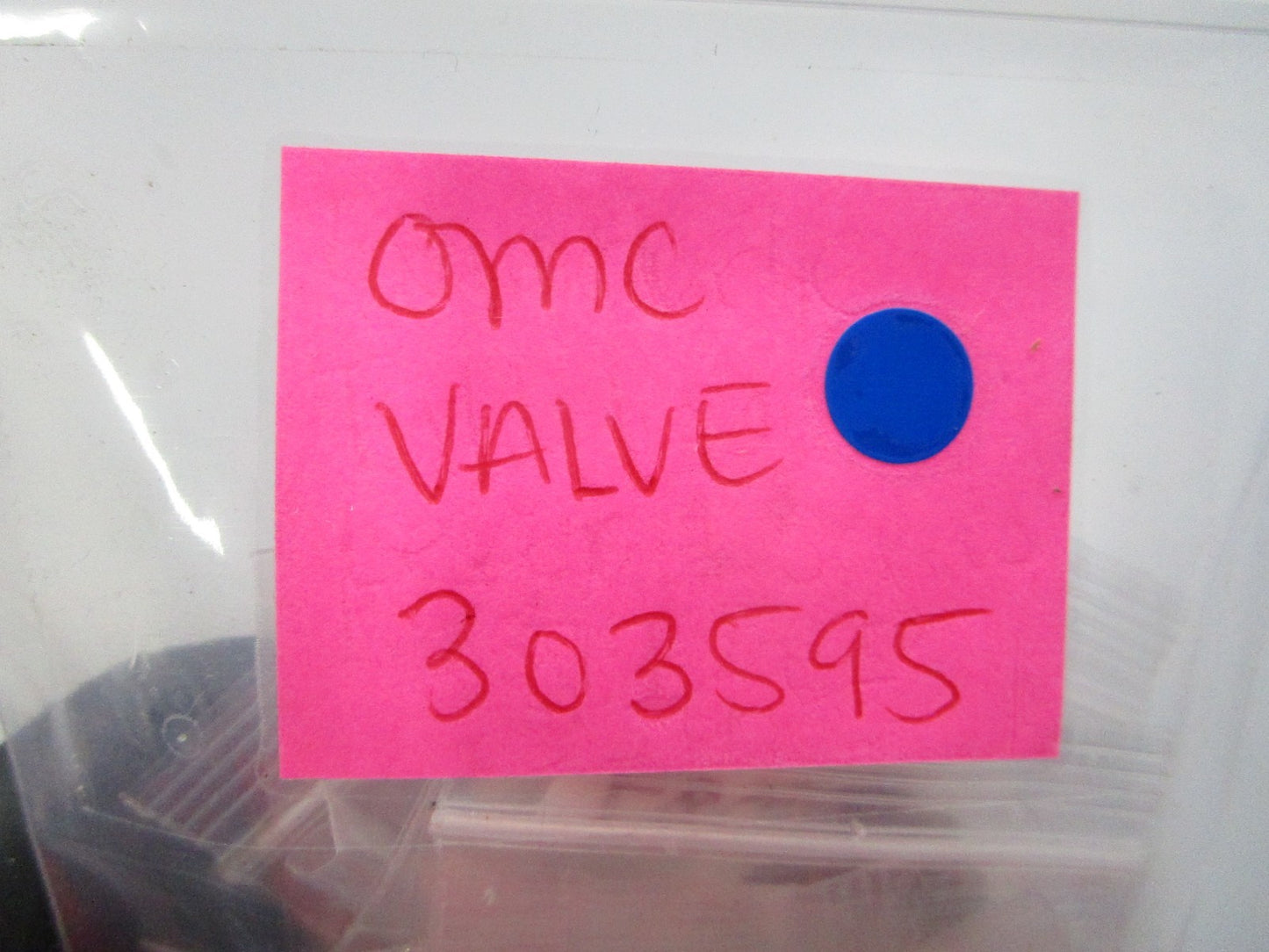 NEW OEM 303595 0303595 OMC Johnson Evinrude Valve 0810