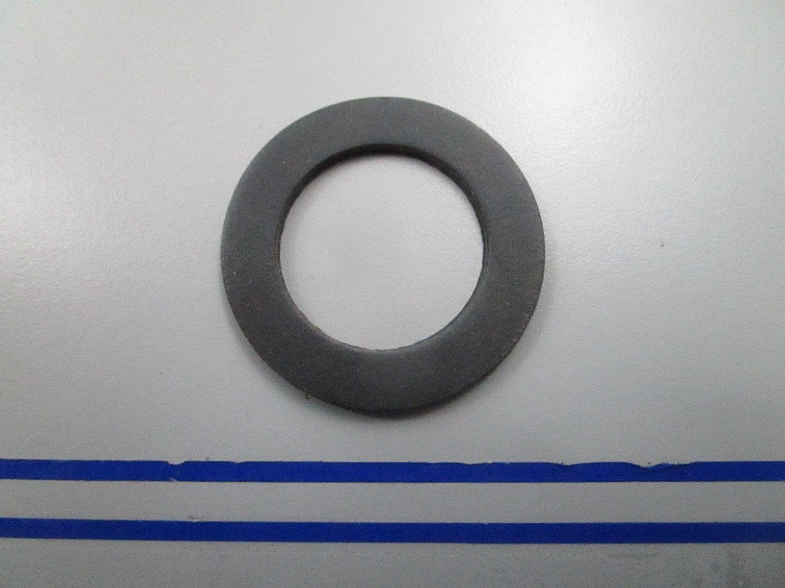 *NEW OEM* 0810 OMC Johnson Evinrude Gasket 5030072