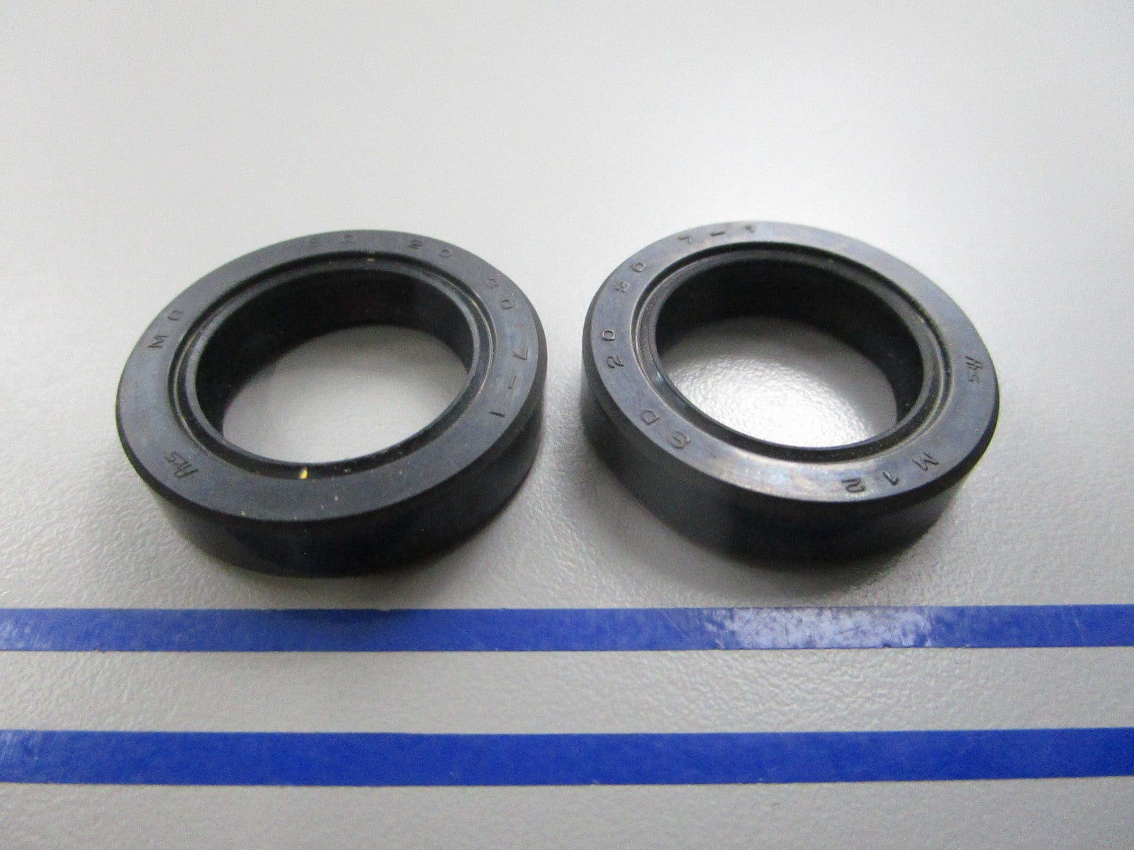 NEW OEM (LOT OF 2) 26-81572M Mercury Quicksilver Seal 0810