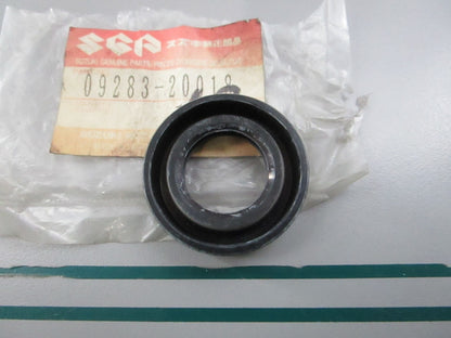 NEW OEM 09283-20018 Suzuki Oil Seal 0810