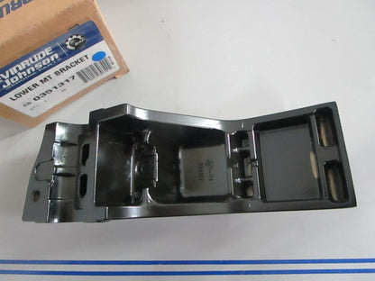 *NEW OEM* 0820 OMC Johnson Evinrude Lower Mount Bracket 351317 0351317