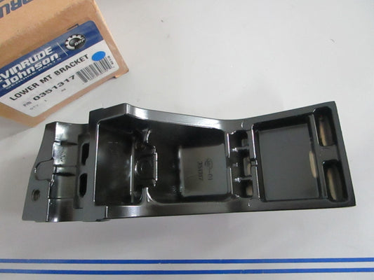 *NEW OEM* 0820 OMC Johnson Evinrude Lower Mount Bracket 351317 0351317