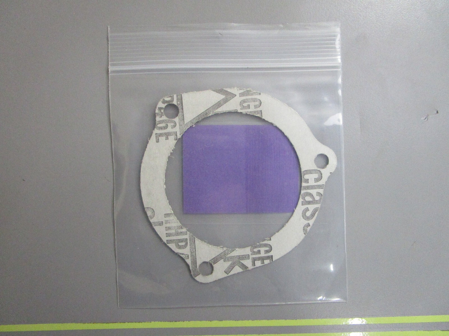 *NEW OEM* 0810 Volvo Penta Gasket 856413