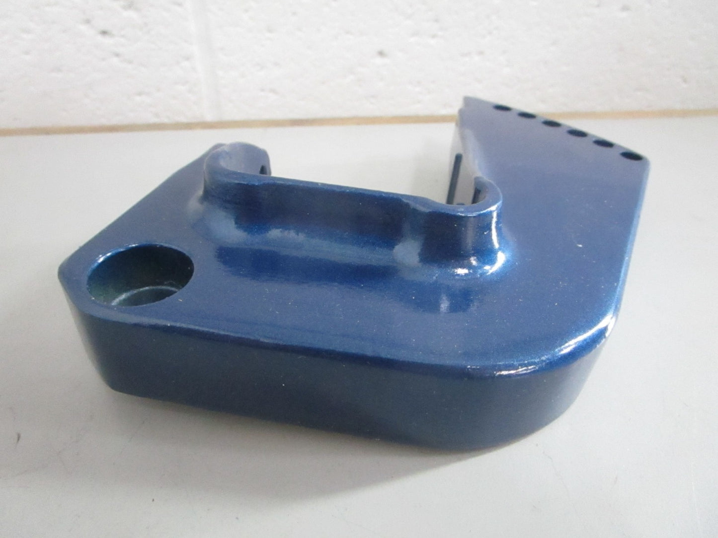 NEW OEM 36962-1120M Tohatsu Right Clamp Bracket 0820