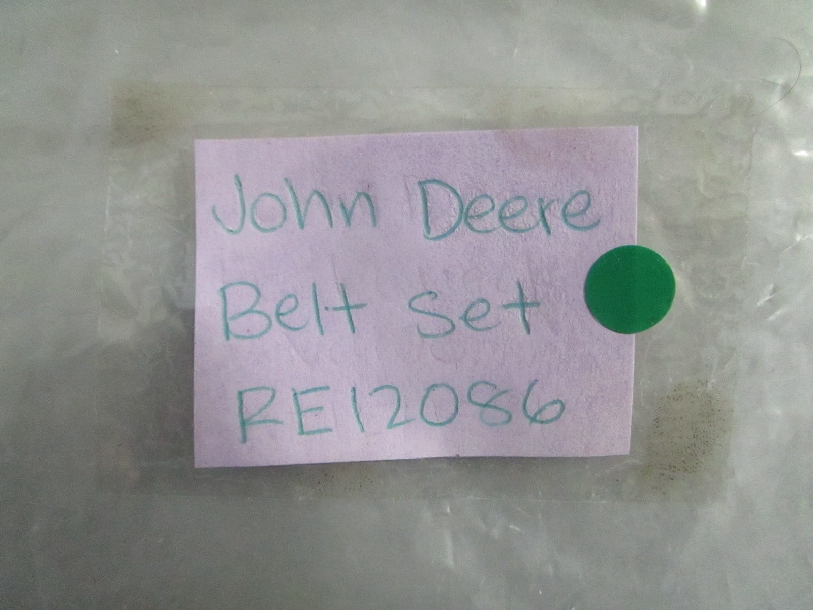 NEW OEM RE12086 John Deere Belt Set 0820