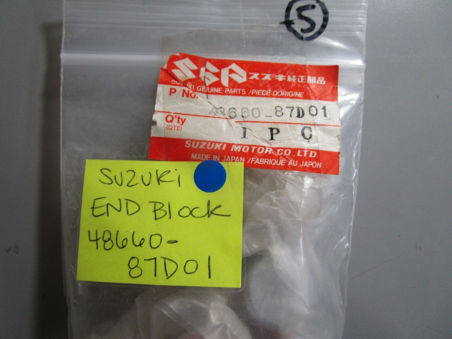 *NEW OEM* 0770 Suzuki End Block 48660-87D01