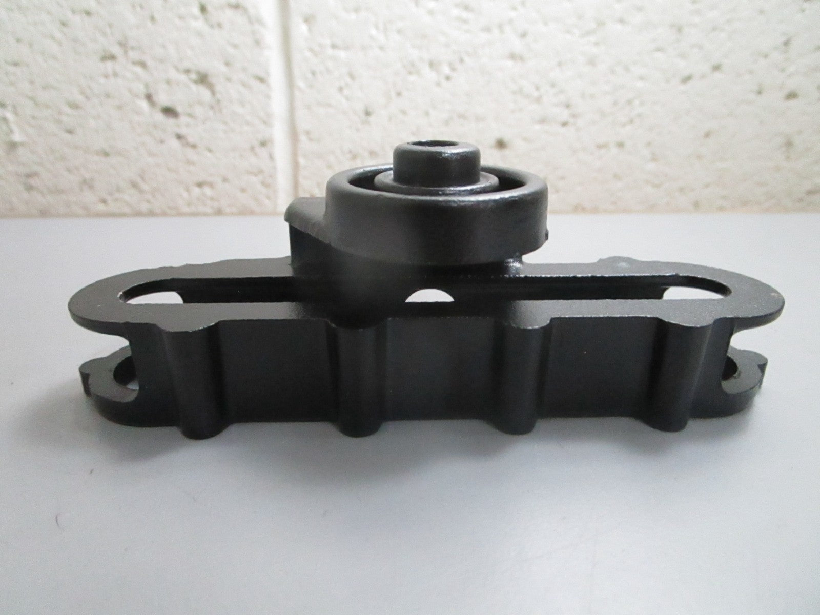 *NEW OEM* 0820 Mercury Quicksilver Bracket 8546531