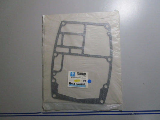 *NEW OEM* 0810 Yamaha Base Gasket 6H3-15113-00-00