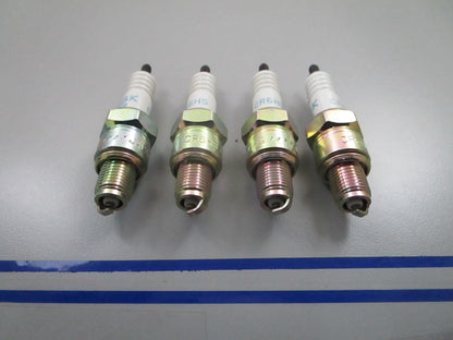 *NEW* (LOT OF 4) 0810 NGK Spark Plug CR6HS