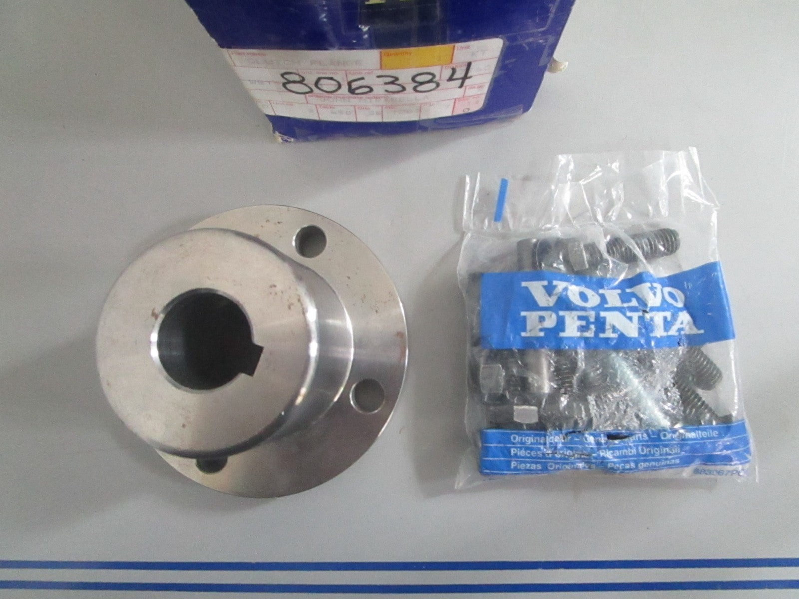 *NEW OEM* 0820 Volvo Penta Clutch Flange 806384