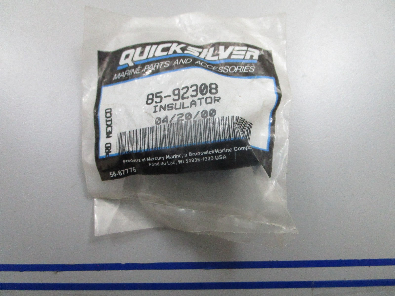 *NEW OEM* 0810 Mercury Quicksilver Insulator 85-92308