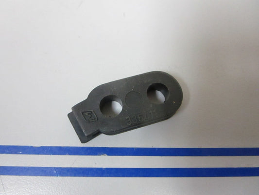 *NEW OEM* 0810 OMC Johnson Evinrude Grommet 336411 0336411