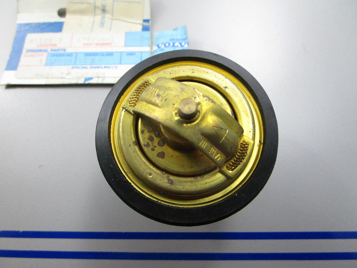 *NEW OEM* 0810 Volvo Penta Thermostat Kit 875784