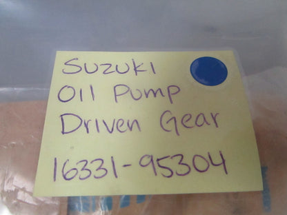 *NEW OEM* 0810 Suzuki Oil Pump Driven Gear 16331-95304
