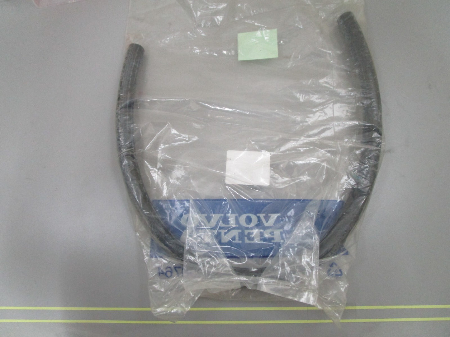 *NEW OEM* 0810 Volvo Penta Hose 3860747