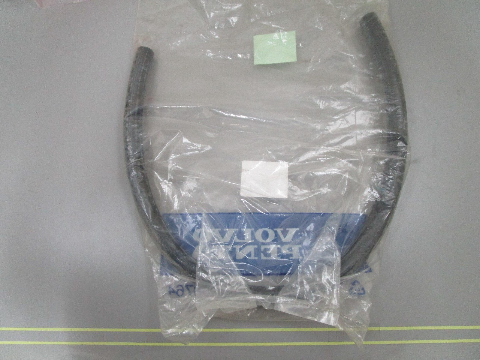 *NEW OEM* 0810 Volvo Penta Hose 3860747