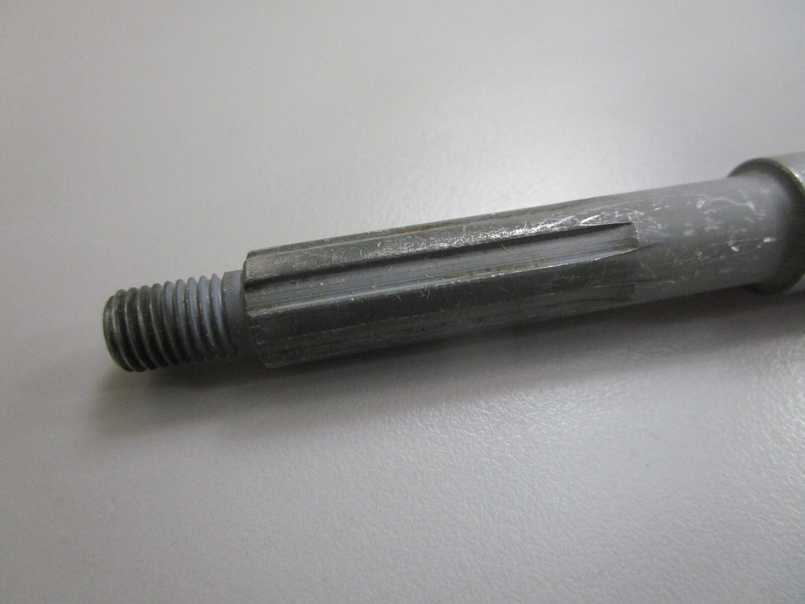 *NEW OEM* 0810 Mercury Quicksilver Propeller Shaft 44-33581