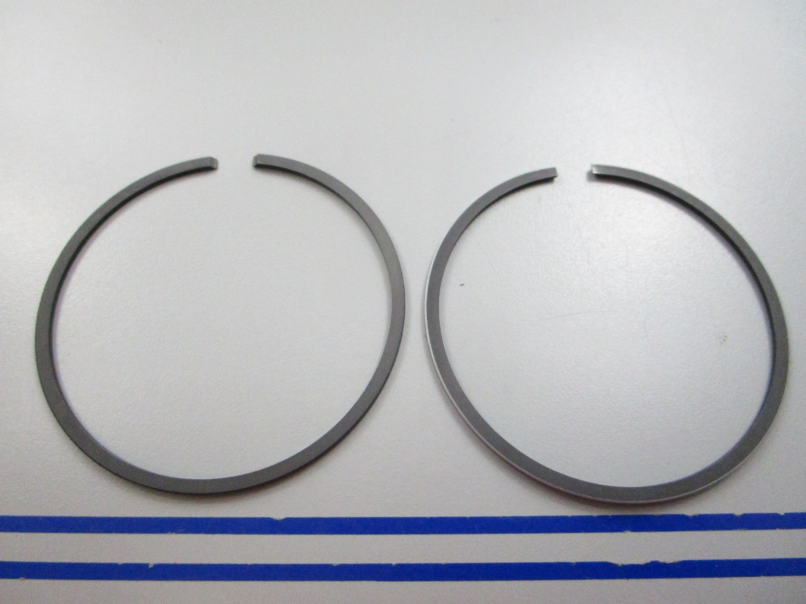 NEW OEM 12140-96301-000 Suzuki 2 Piston Ring Set 0810