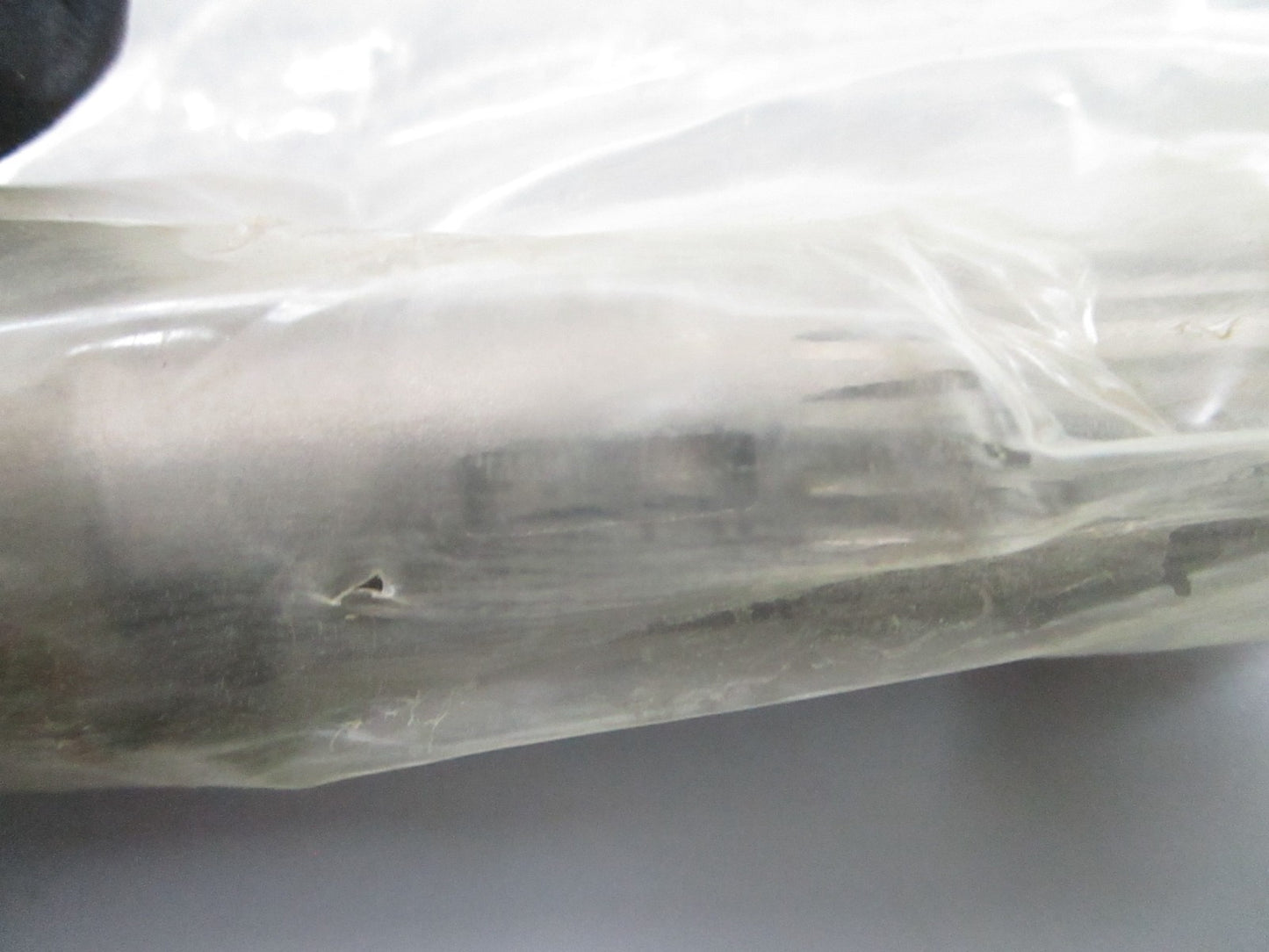 *NEW OEM* 0810 OMC Johnson Evinrude Shaft 980335 0980335