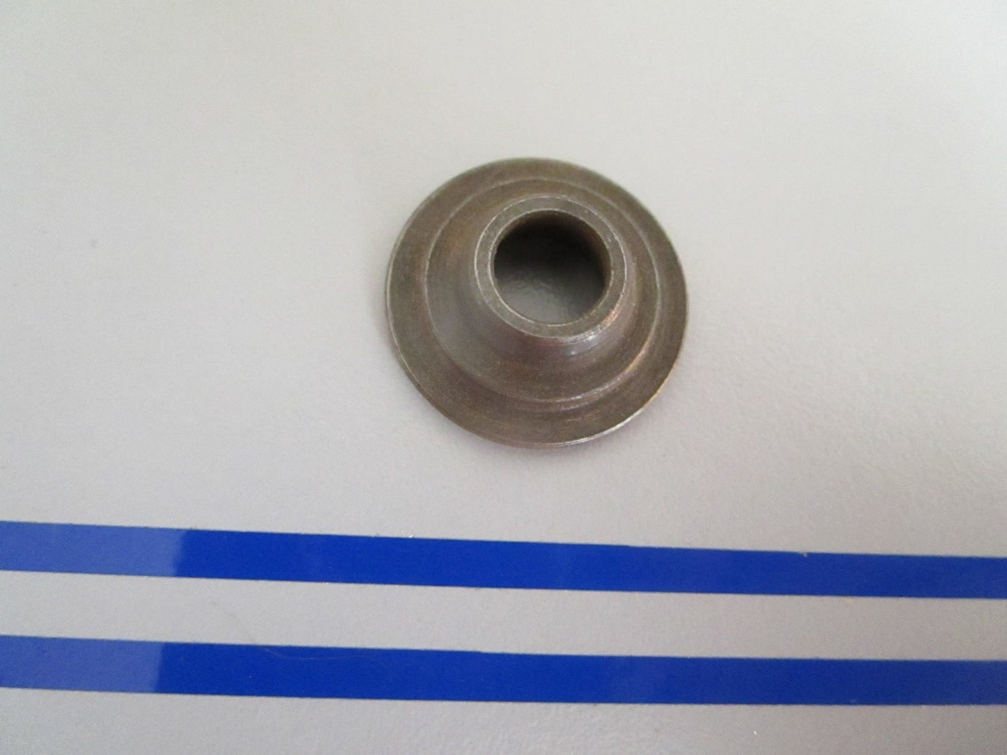 *NEW OEM* 0720 OMC Johnson Evinrude Retainer 446019 0446019