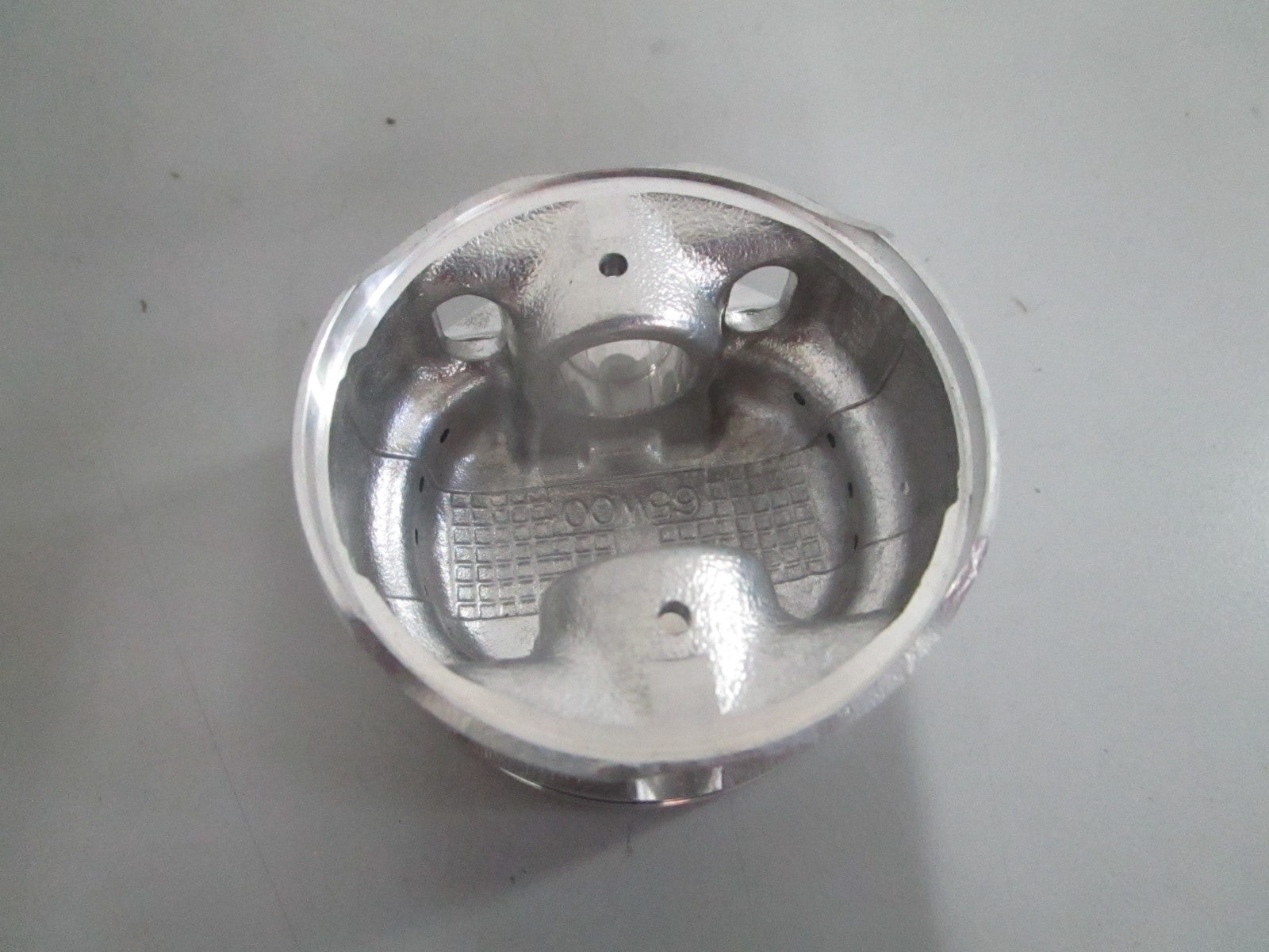 *NEW OEM* 0820 Yamaha Piston 65W-11635-00-00