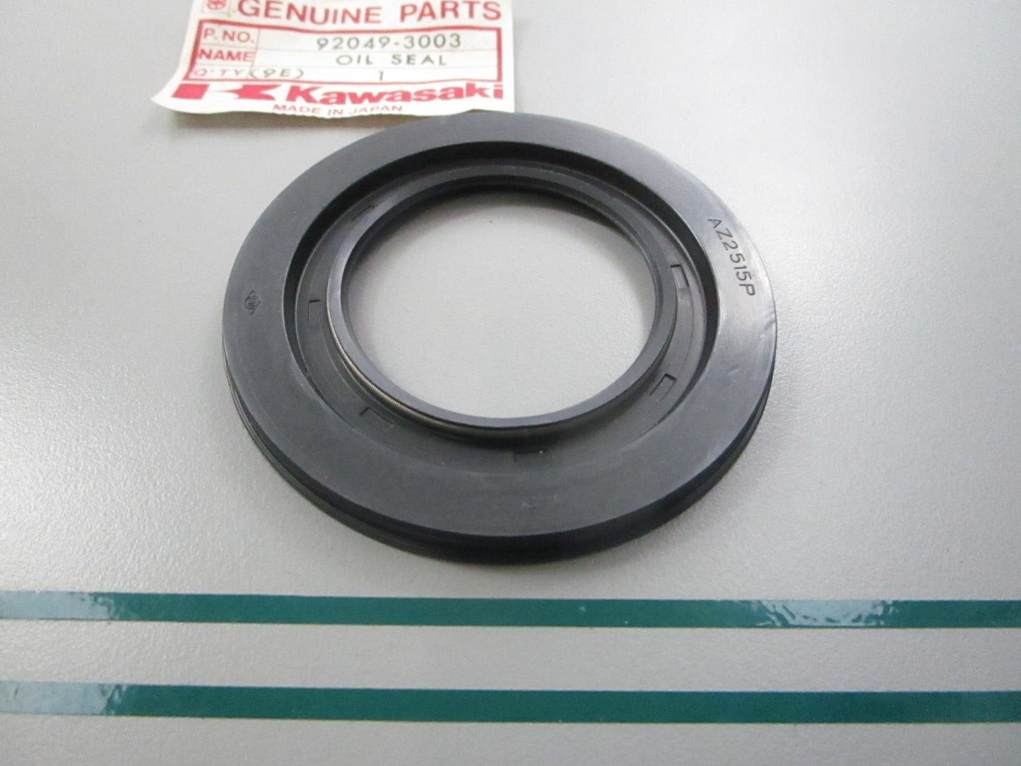 NEW OEM 92049-3003 Kawasaki Oil Seal 0810