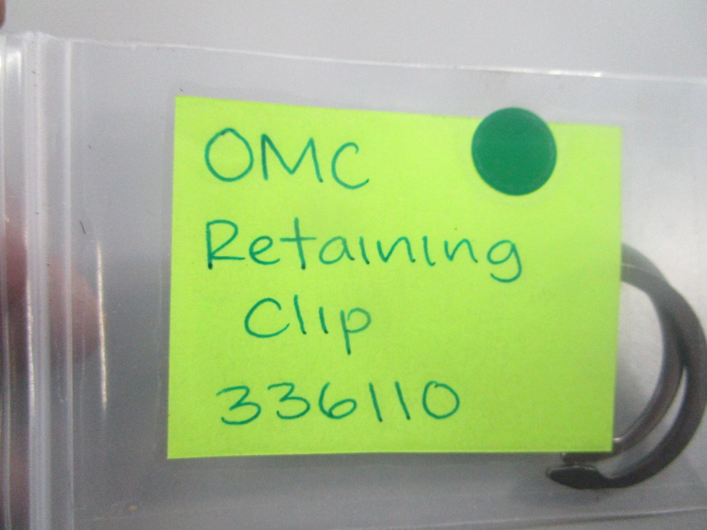 NEW OEM (LOT OF 2) 336110 0336110 OMC Johnson Evinrude Retaining Clip 0810