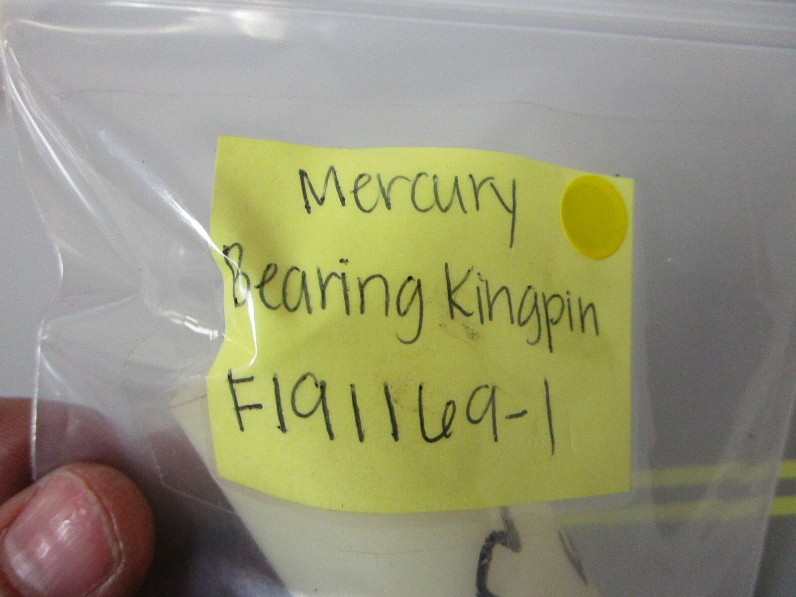 *NEW OEM* 0810 Mercury Quicksilver Bearing Kingpin F191169-1