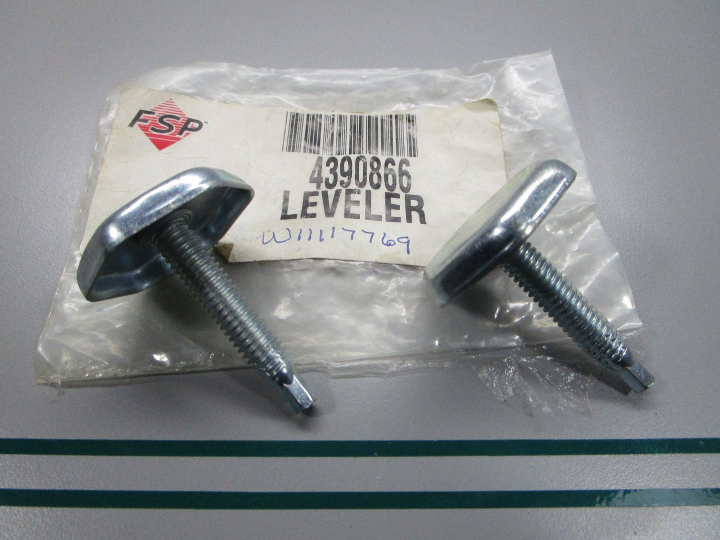NEW OEM 4390866 Whirlpool Leveler Set 0810