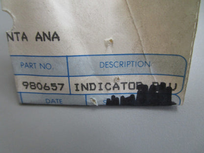 *NEW OEM* 0810 OMC Johnson Evinrude Indicator Plug 980657 0980657