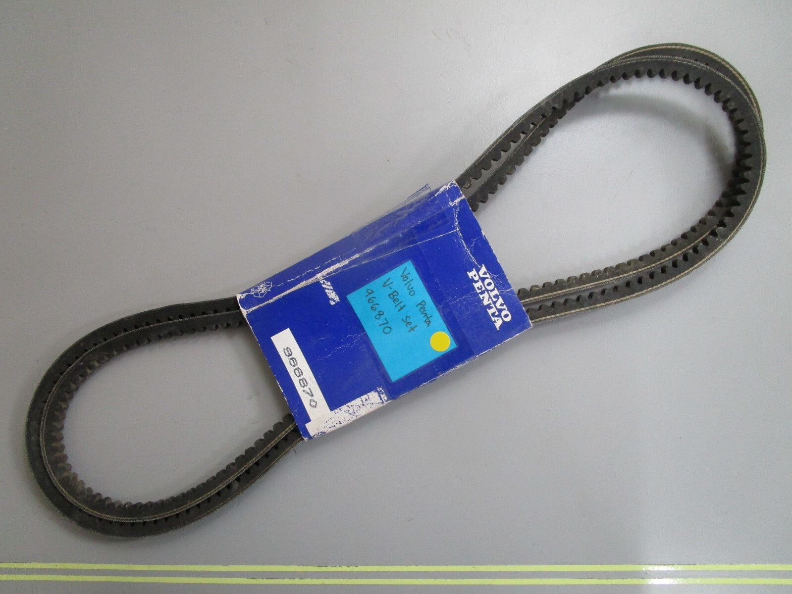 *NEW OEM* 0820 Volvo Penta V-Belt Set 966870