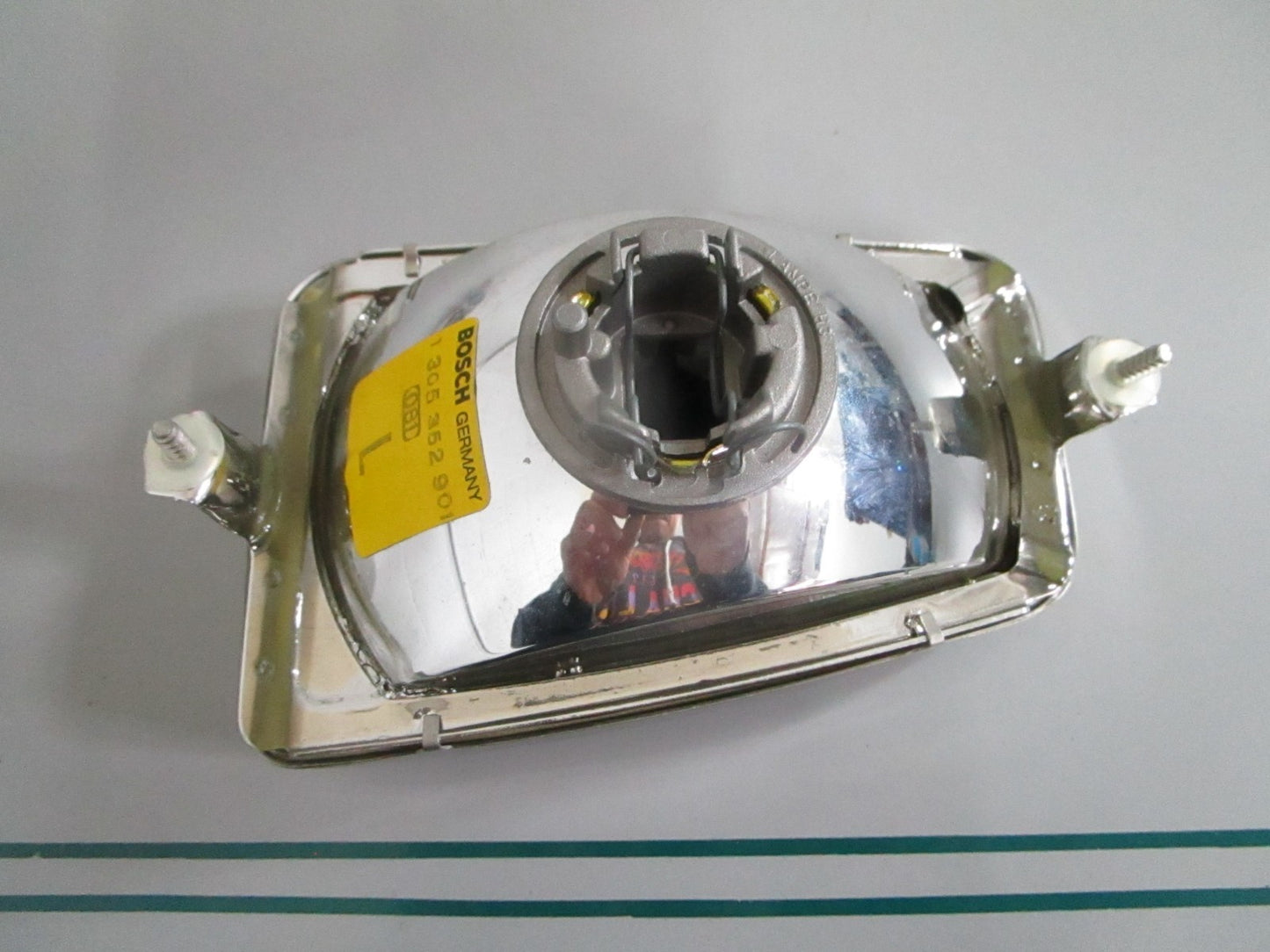 NEW OEM 0008265099 1305352901 Mercedes-Benz Bosch Left Fog Light Lamp 0820