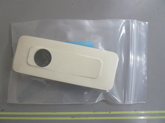 *NEW OEM* 0810 OMC Johnson Evinrude Plastic Cover 325675 0325675