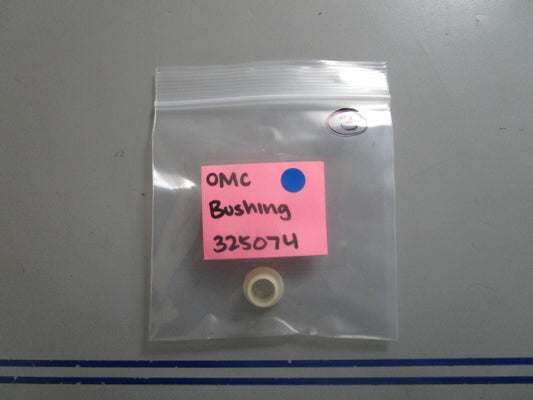 *NEW OEM* 0810 OMC Johnson Evinrude Bushing 325074 0325074