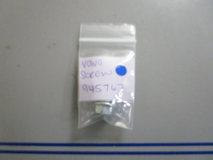 *NEW OEM* 0810 Volvo Penta Screw 945767