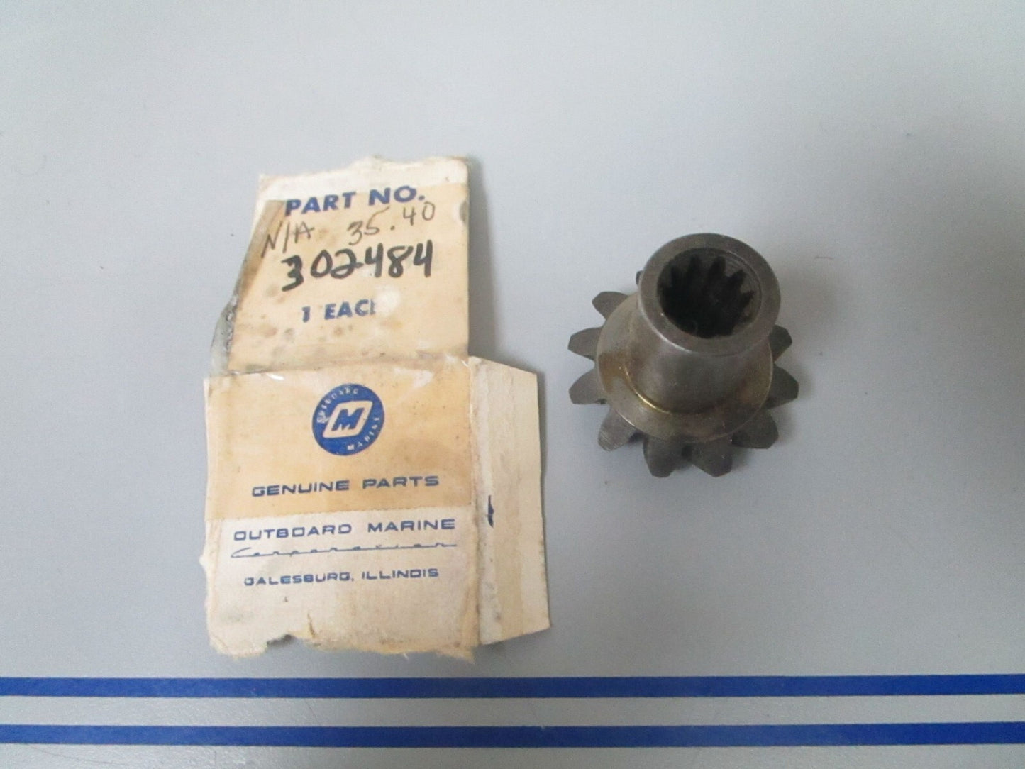 *NEW OEM* 0770 OMC Johnson Evinrude Pinion Gear 302484 0302484
