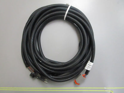 *NEW OEM* 0820 Mercury Quicksilver Harness Ay 84-8M0095826 84-8M2100443