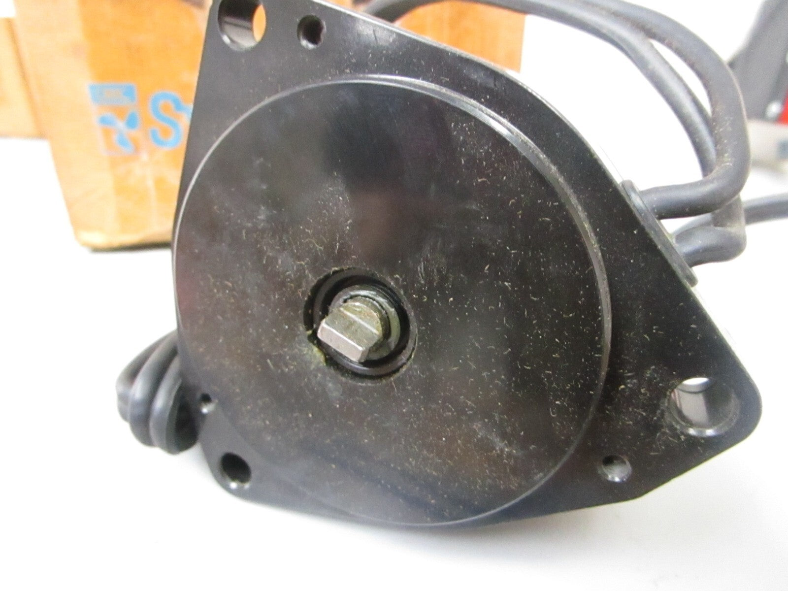 *NEW OEM* 0810 OMC Johnson Evinrude T&T Motor & Cable Assembly 437666 0437666